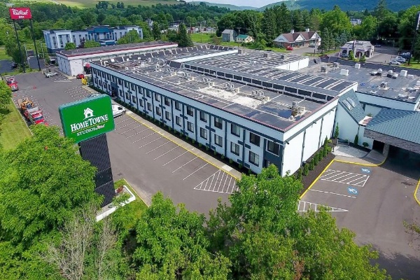 HomeTowne Studios & Conference Center Cortland image 10