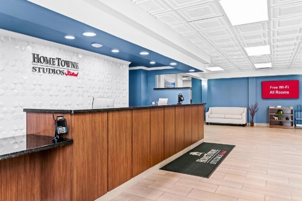 HomeTowne Studios & Conference Center Cortland image 19